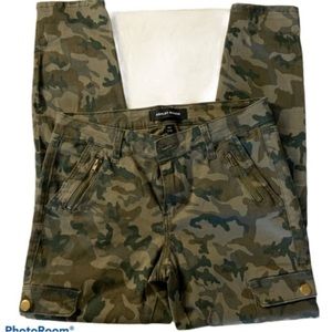 Ashley Mason green Cargo Camo Skinny Jean Pants 27 / 5